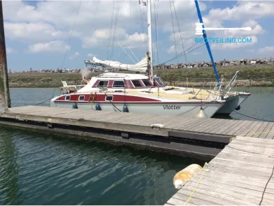 Polyester catamaran Catamaran 37 Photo 2
