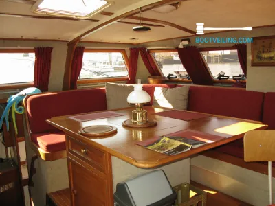 Polyester catamaran Catamaran 37 Photo 5