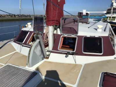 Polyester catamaran Catamaran 37 Photo 10