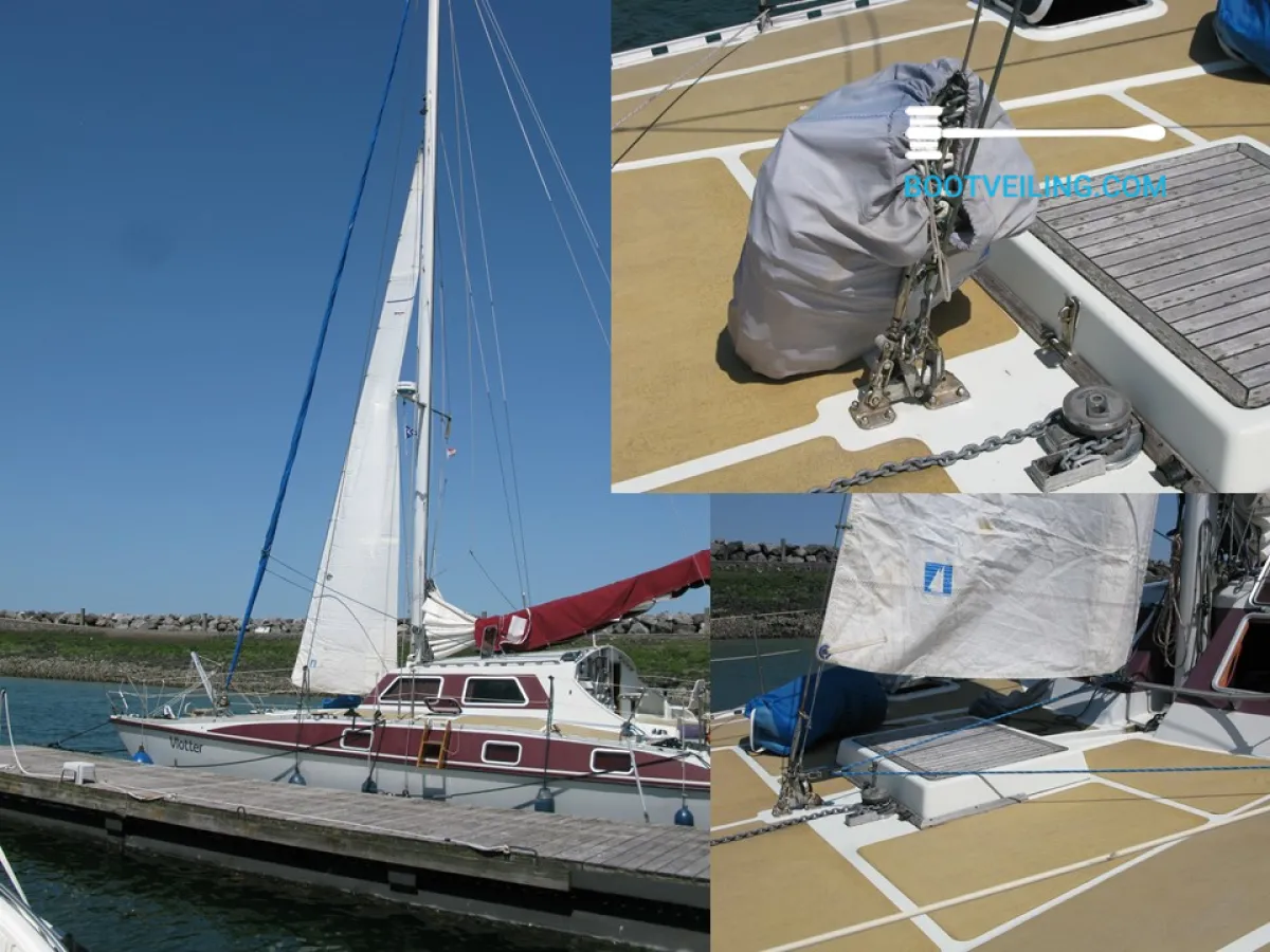 Polyester catamaran Catamaran 37