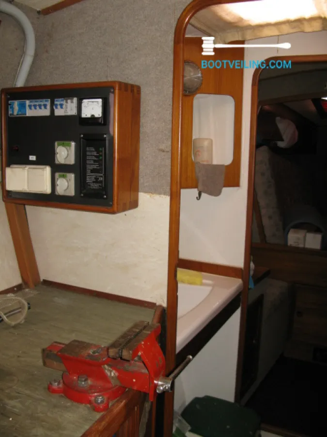 Polyester catamaran Catamaran 37
