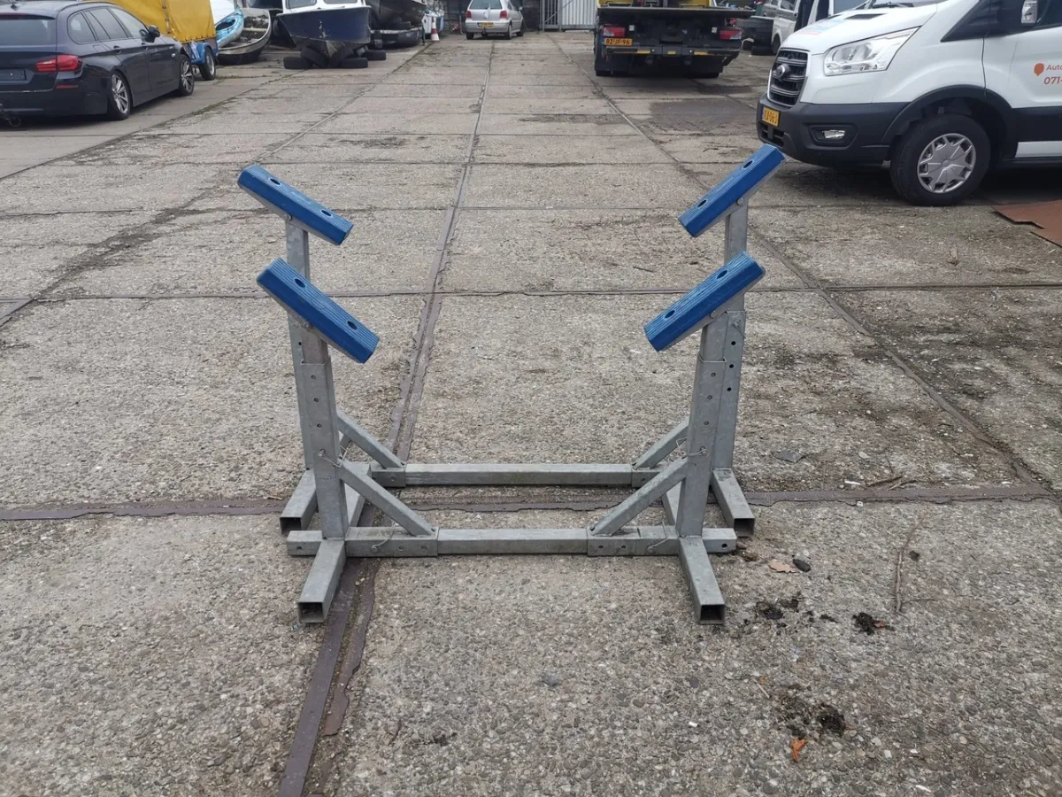 Steel articles  Hoog Model