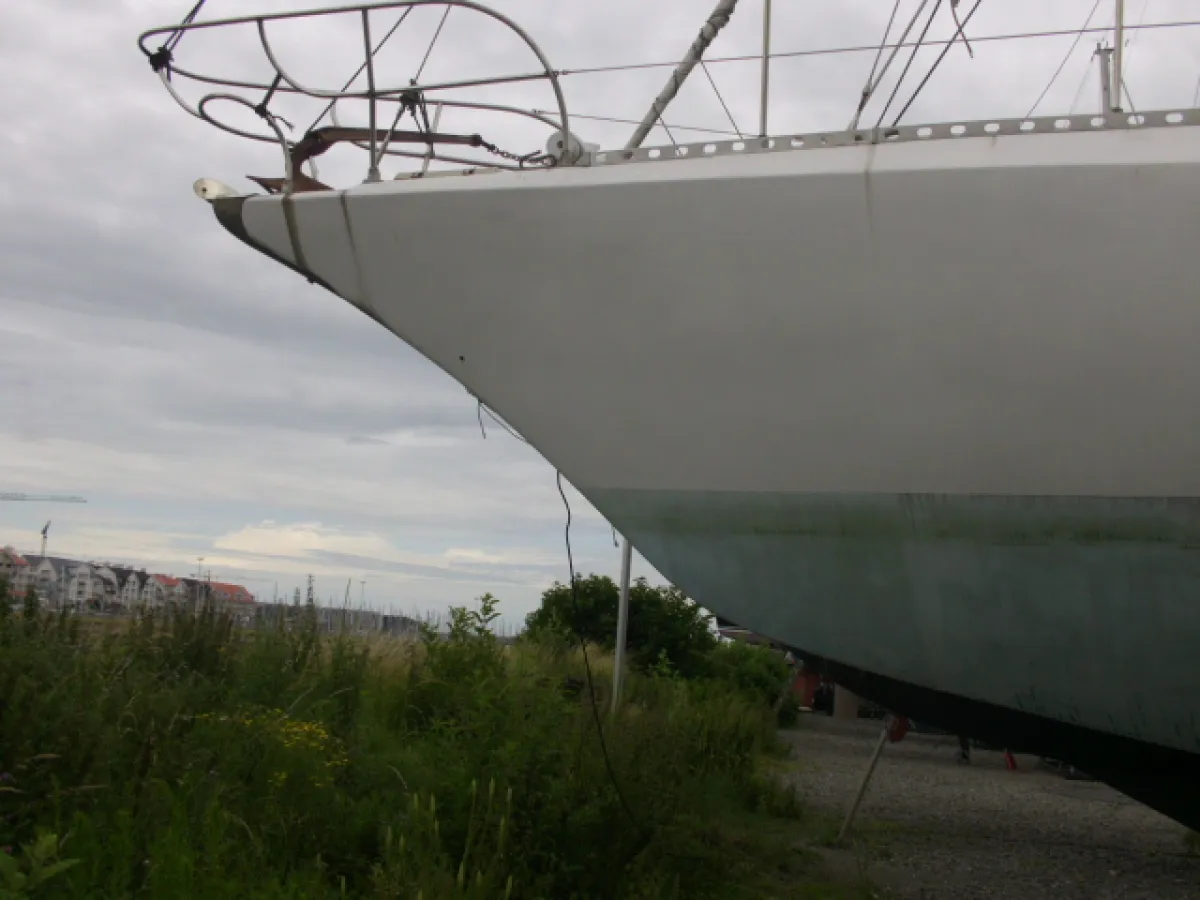Polyester Zeilboot  Joubert