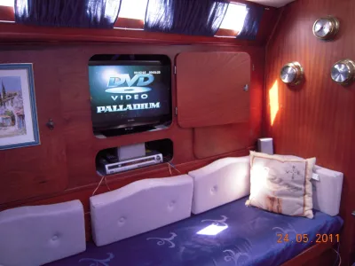 Polyester Zeilboot  33 Motorsailer Foto 11