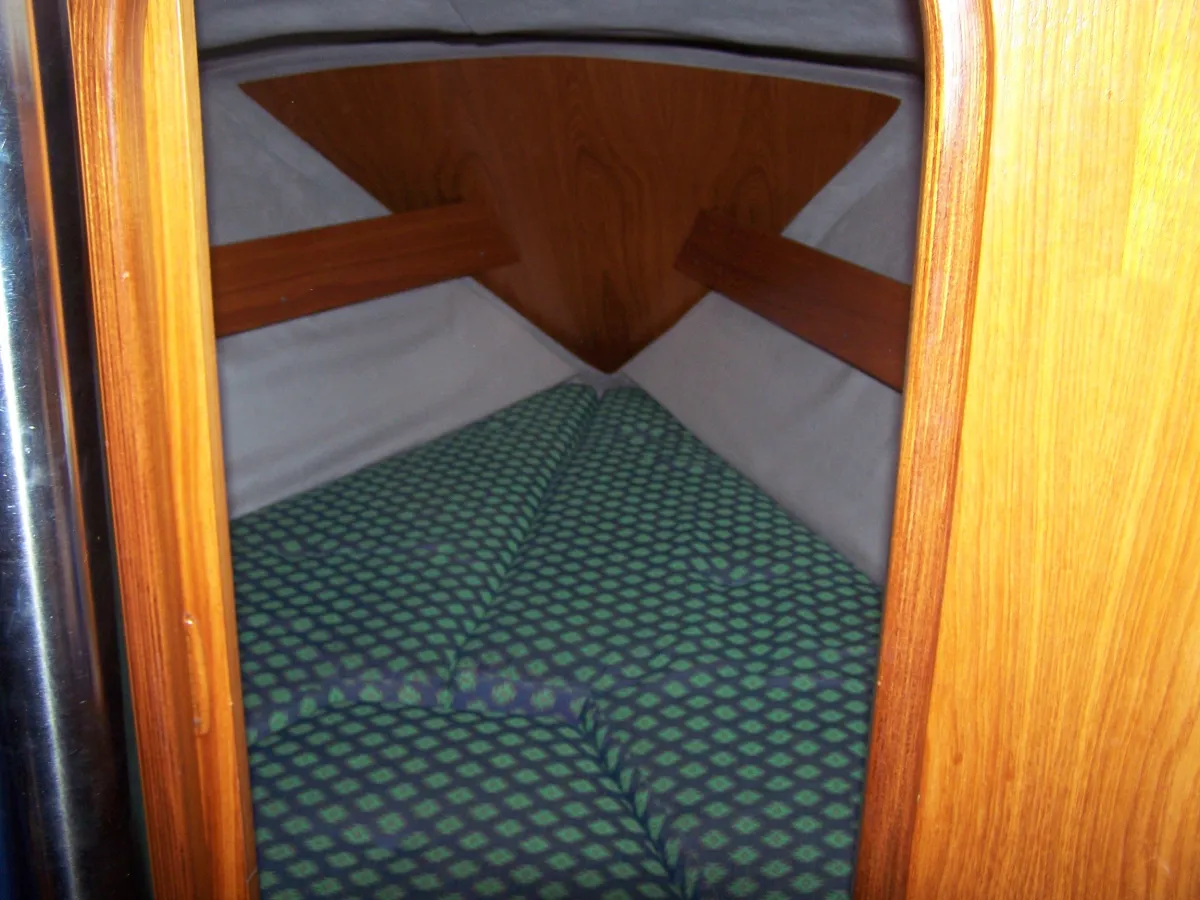 Polyester Voilier  282 DI