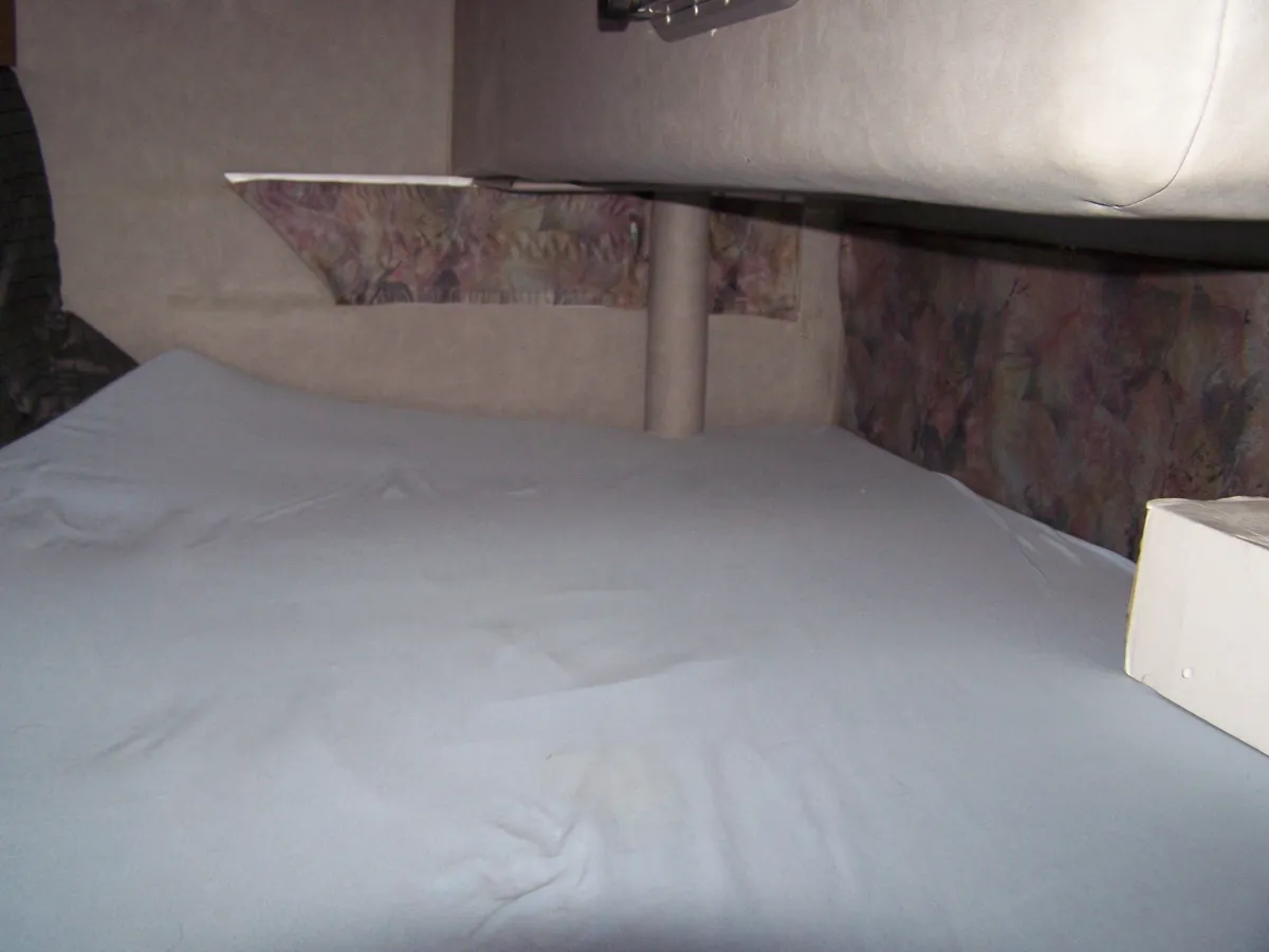 Polyester Voilier  282 DI