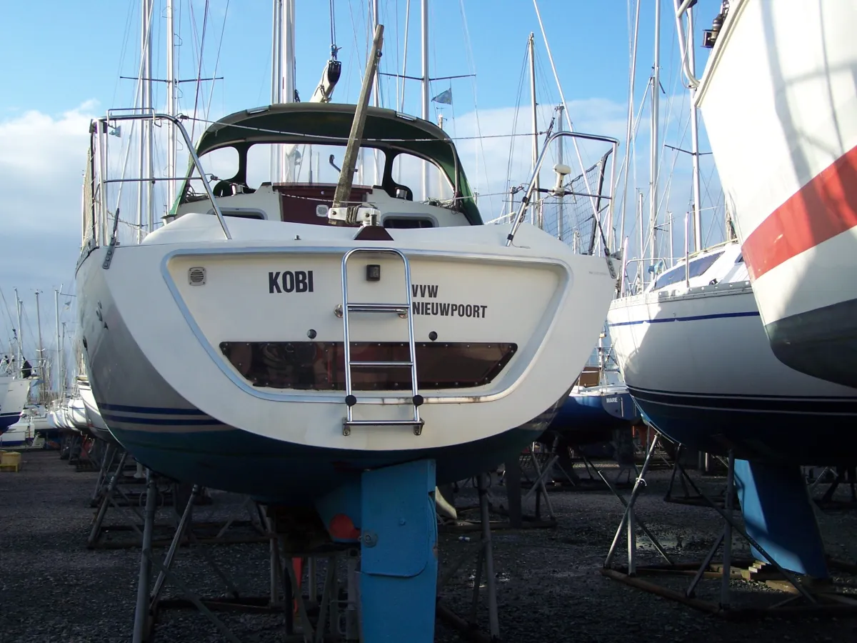 Polyester Voilier  282 DI