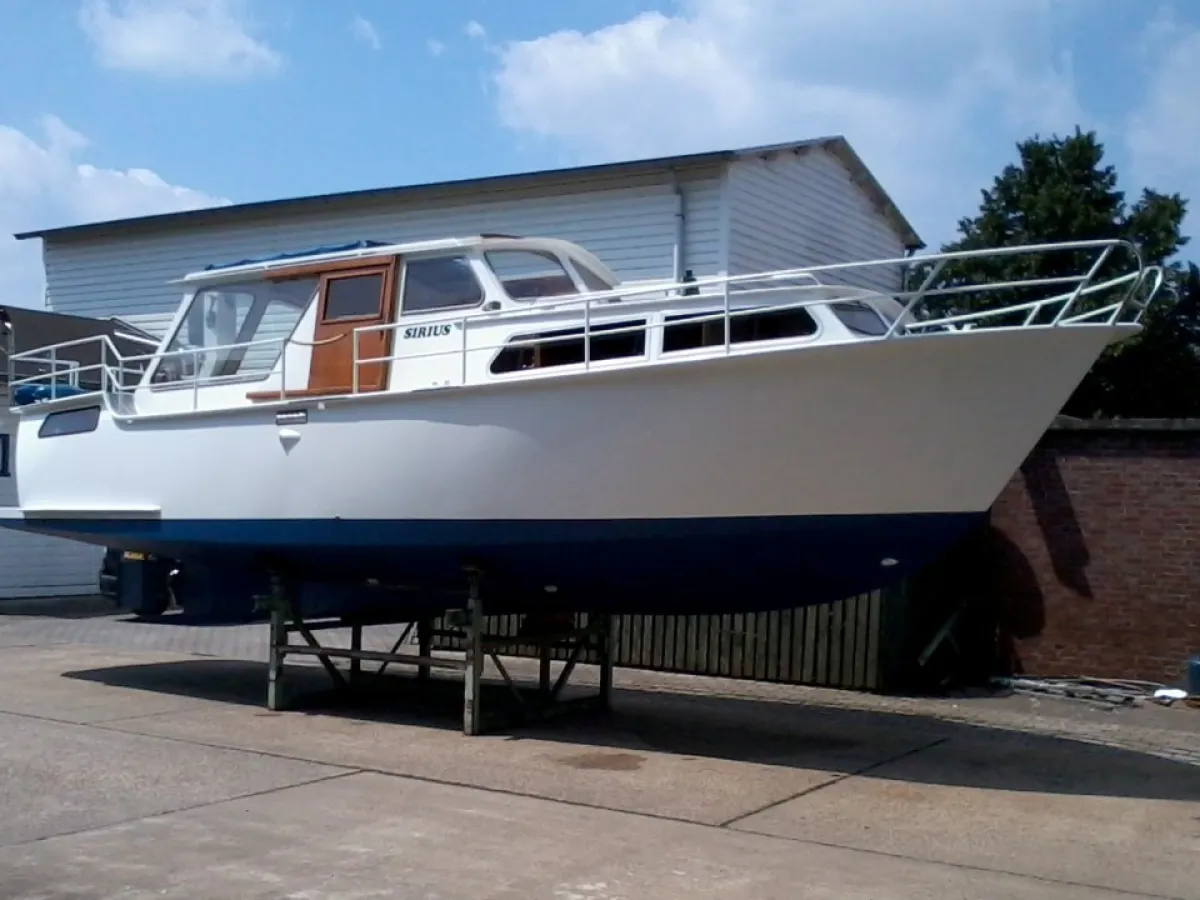 Acier Bateau à moteur Stabila 