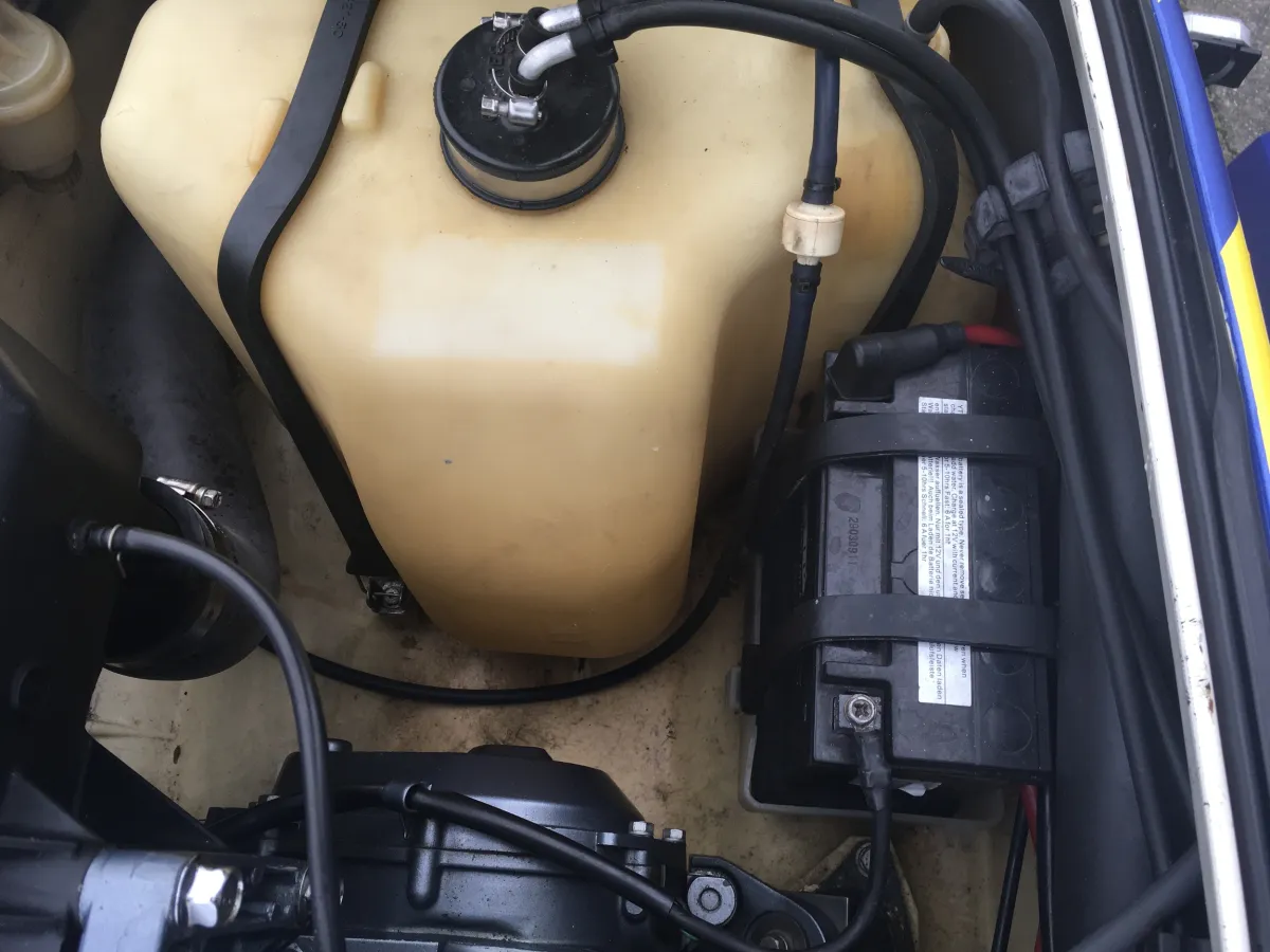 Polyester Jetski Yamaha Jetski