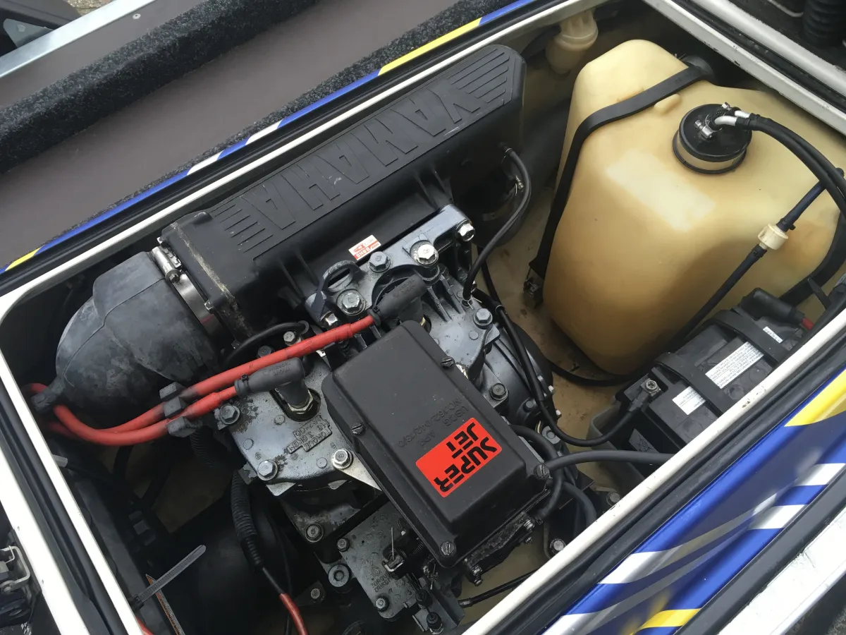 Polyester Jetski Yamaha Jetski