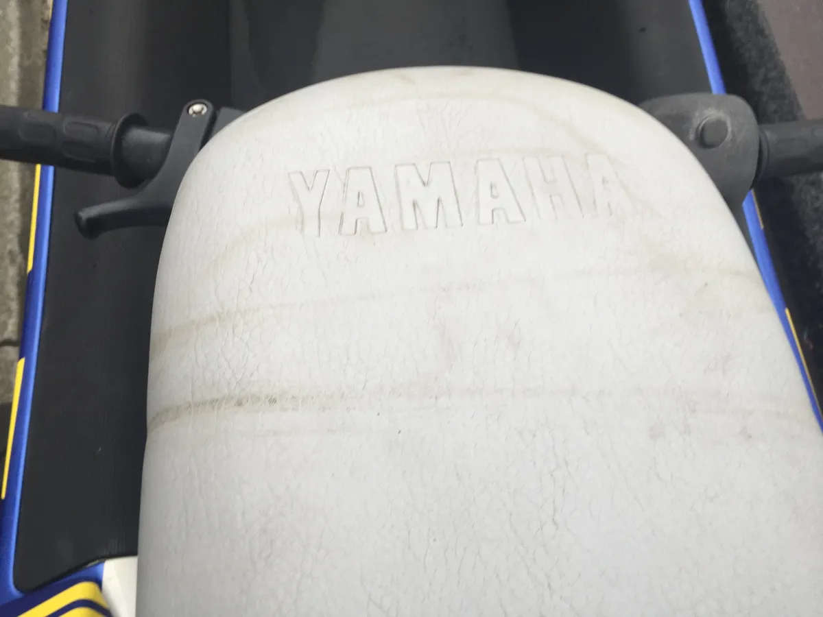 Polyester Jetski Yamaha Jetski