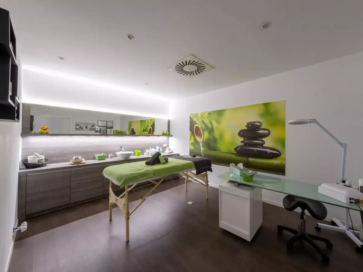 Staal Woonboot Wellnessboot 6300