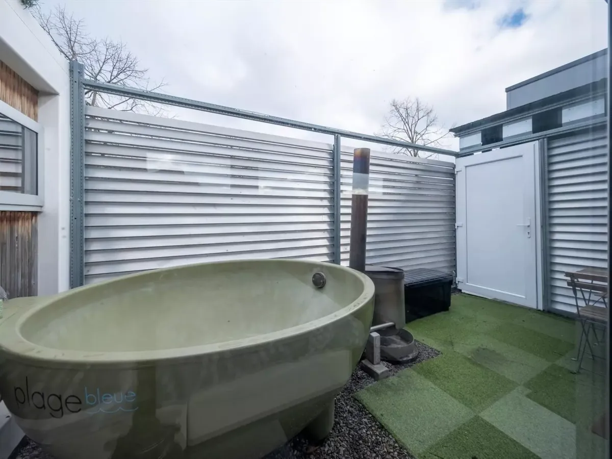 Staal Woonboot Wellnessboot 6300