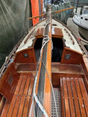 Hout Zeilboot Van de Stadt Delta 777 Foto 5