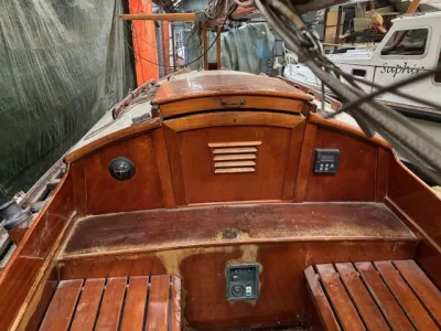Hout Zeilboot Van de Stadt Delta 777 Foto 6