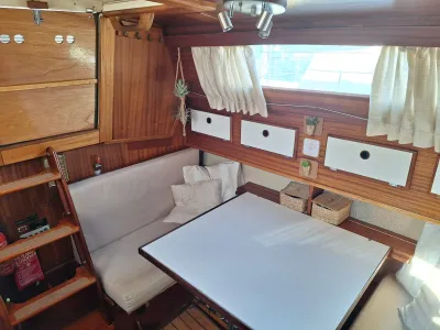 Polyester Sailboat EMKA 25 Photo 6