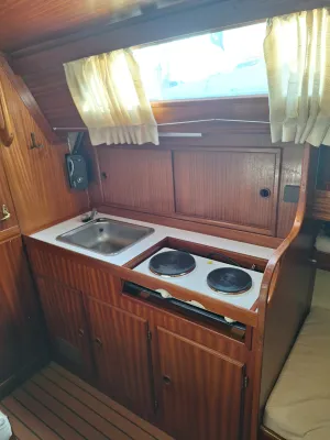 Polyester Sailboat EMKA 25 Photo 10