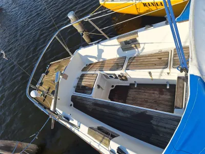 Polyester Sailboat EMKA 25 Photo 23