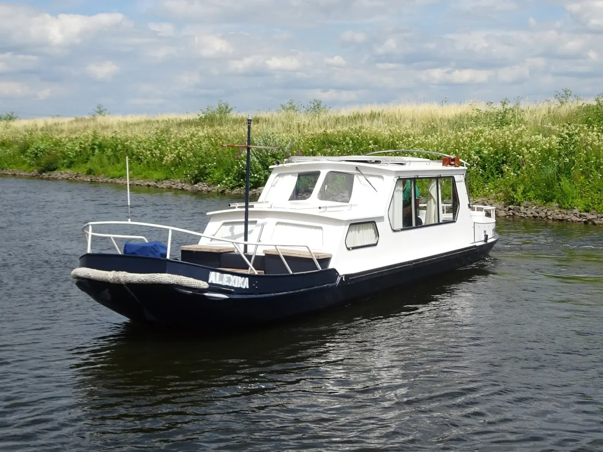 Staal Motorboot Westlander 1050