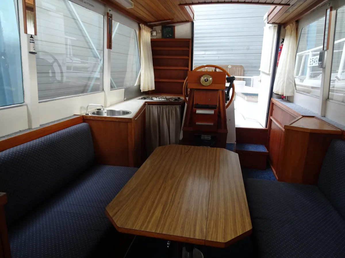Staal Motorboot Westlander 1050