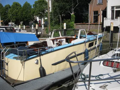 Staal Motorboot Bakdekkruiser 900 Foto 4