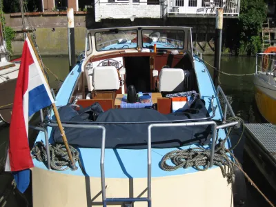 Staal Motorboot Bakdekkruiser 900 Foto 9