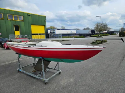 Open Zeilboot 635