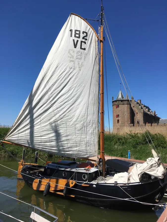 Acier Voilier Vollenhovense bol Platbodem