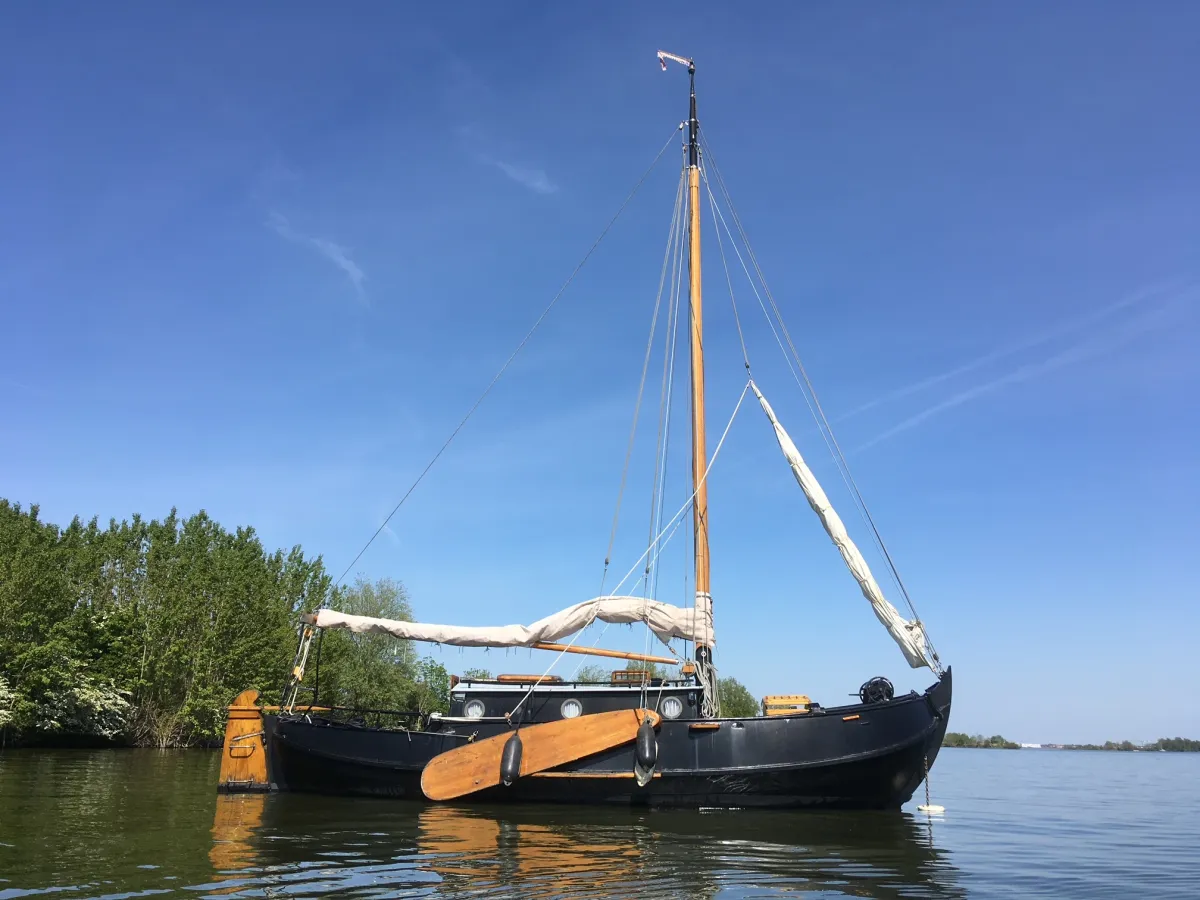 Acier Voilier Vollenhovense bol Platbodem