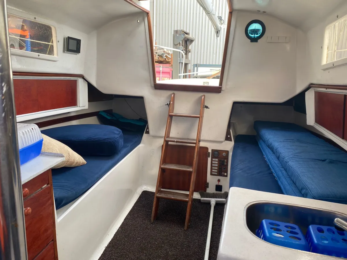 Polyester Sailboat Cabin sailboat 750