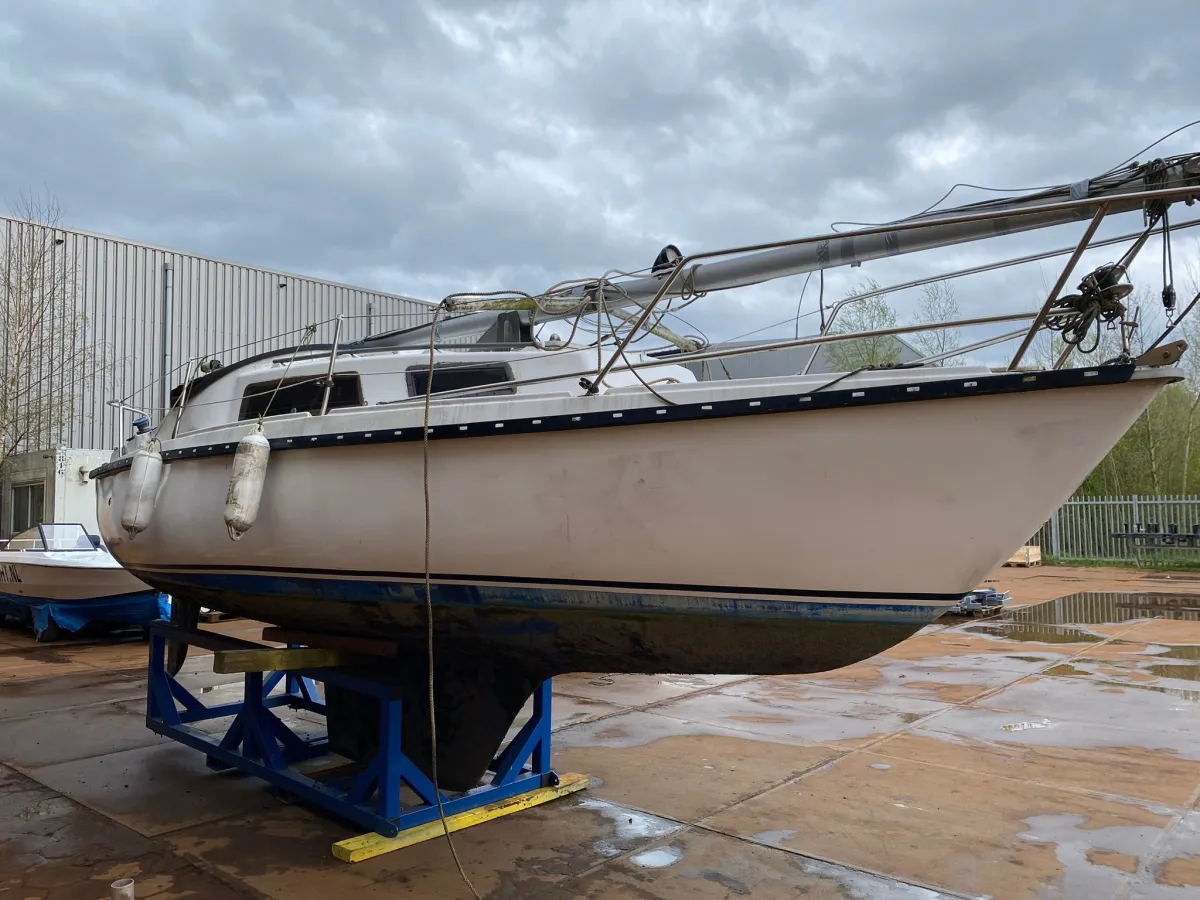 Polyester Sailboat Cabin sailboat 750