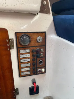 Polyester Sailboat Cabin sailboat 750 Photo 12