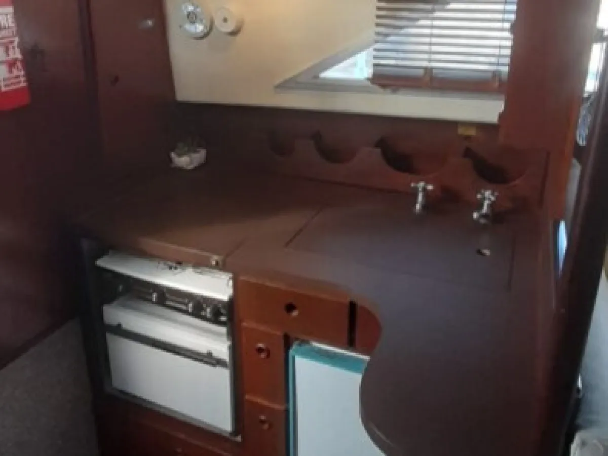Polyester Motorboot Fairline Mirage