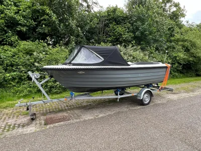 Polyester Sloep Valory 475 Foto 1