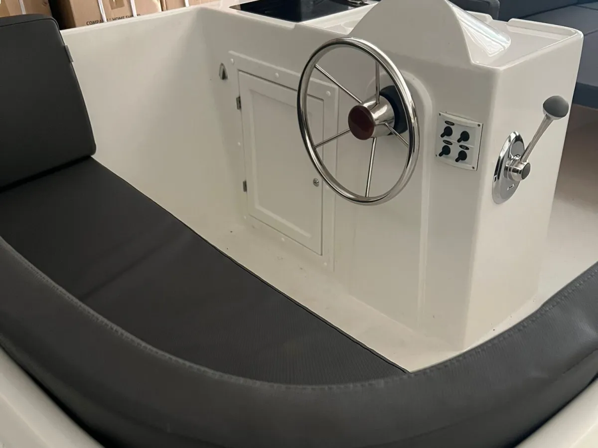 Polyester Sloep Valory 475