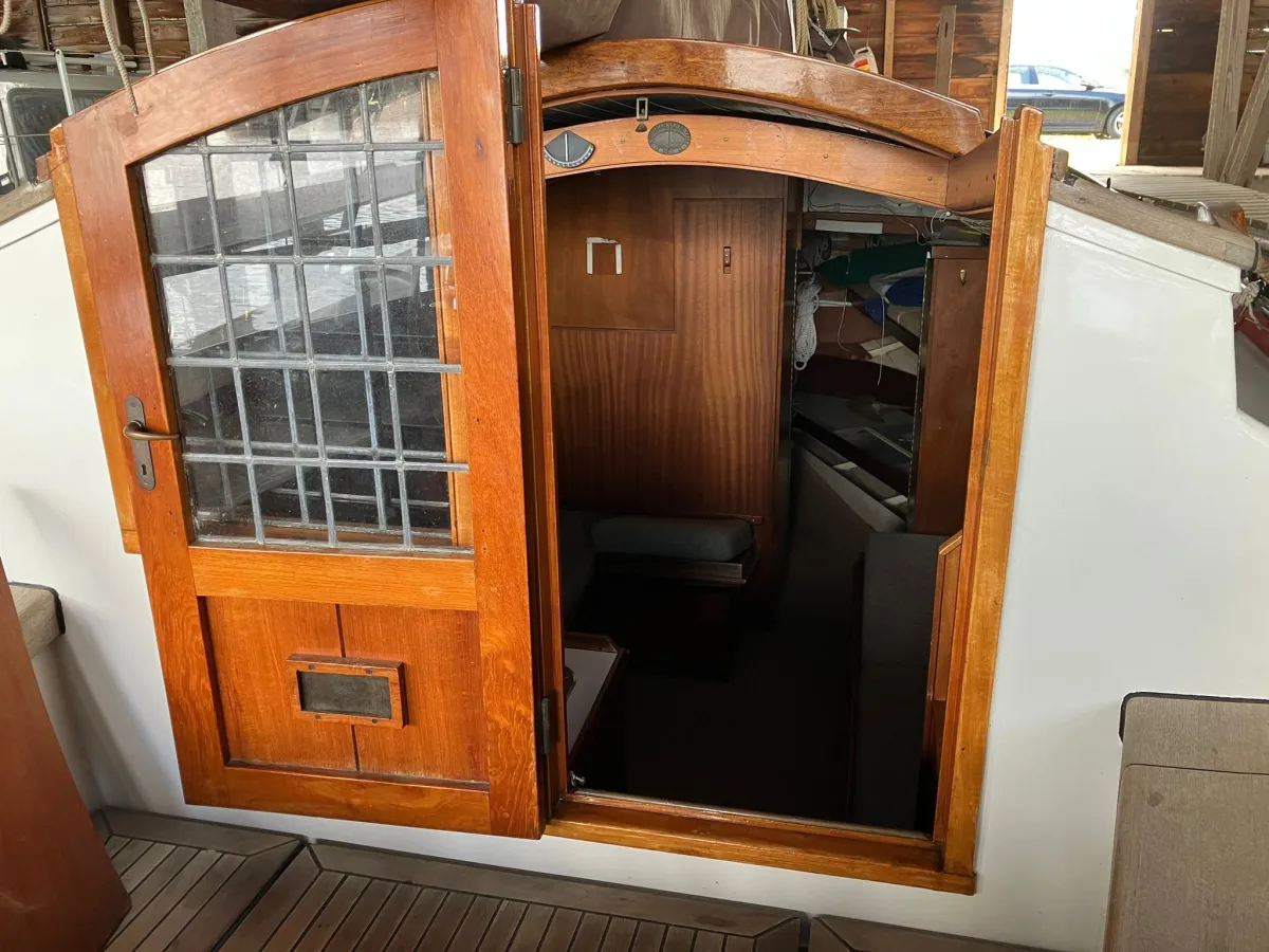 Acier Voilier Vollenhovense bol 850