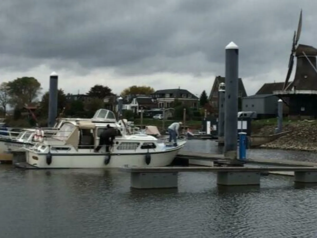 Steel Motorboat Stavo Kruiser 850 AK