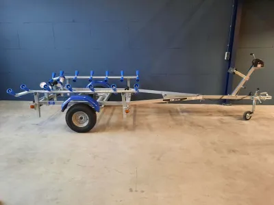 Staal Trailer iTrailers 430 Foto 0