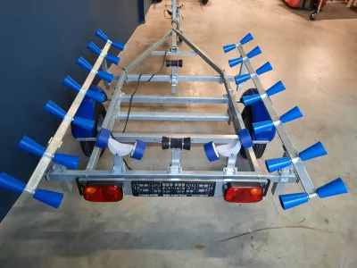 Staal Trailer iTrailers 430 Foto 2