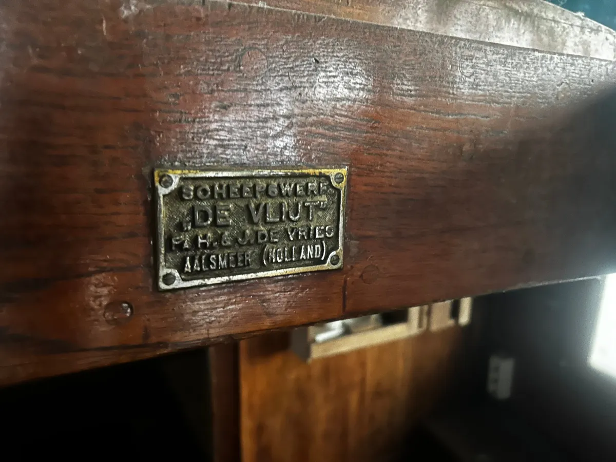 Hout Woonboot De Vlijt Bakdeksalonkruiser
