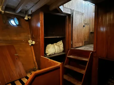 Hout Woonboot De Vlijt Bakdeksalonkruiser Foto 32