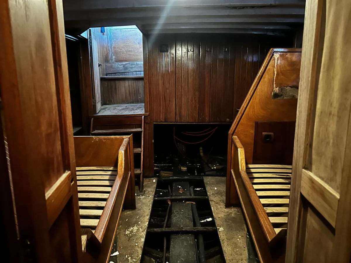 Hout Woonboot De Vlijt Bakdeksalonkruiser