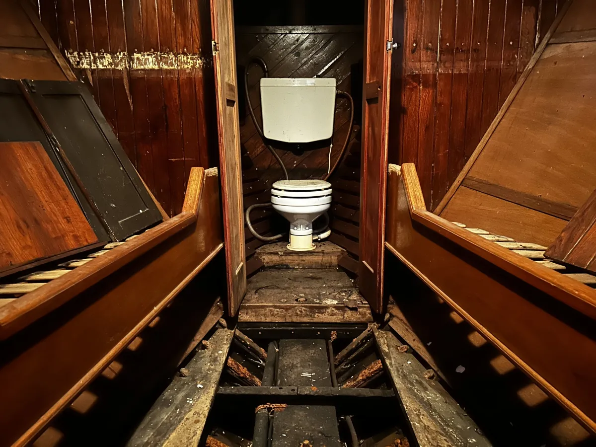 Hout Woonboot De Vlijt Bakdeksalonkruiser