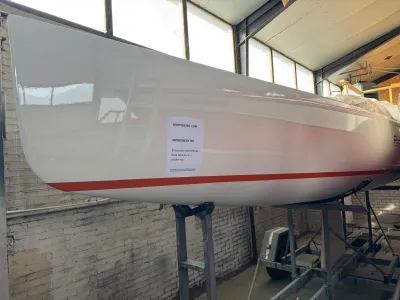 Polyester Voilier Mono Racer 750 Photo 6