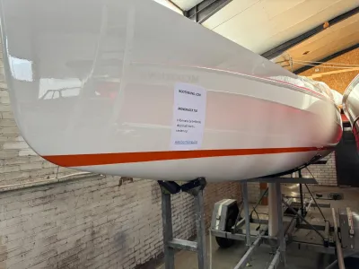 Polyester Voilier Mono Racer 750 Photo 7