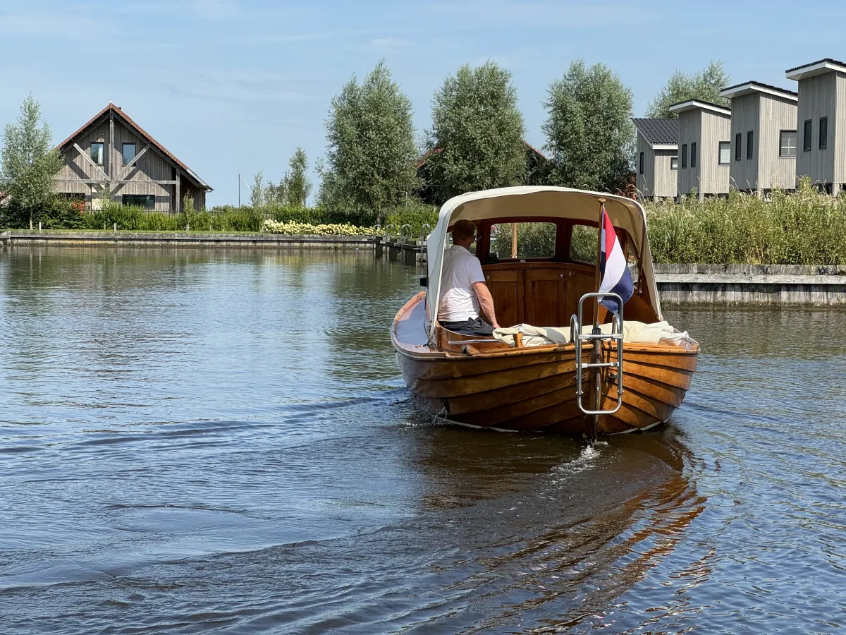 Hout Motorboot Sneepa Julie
