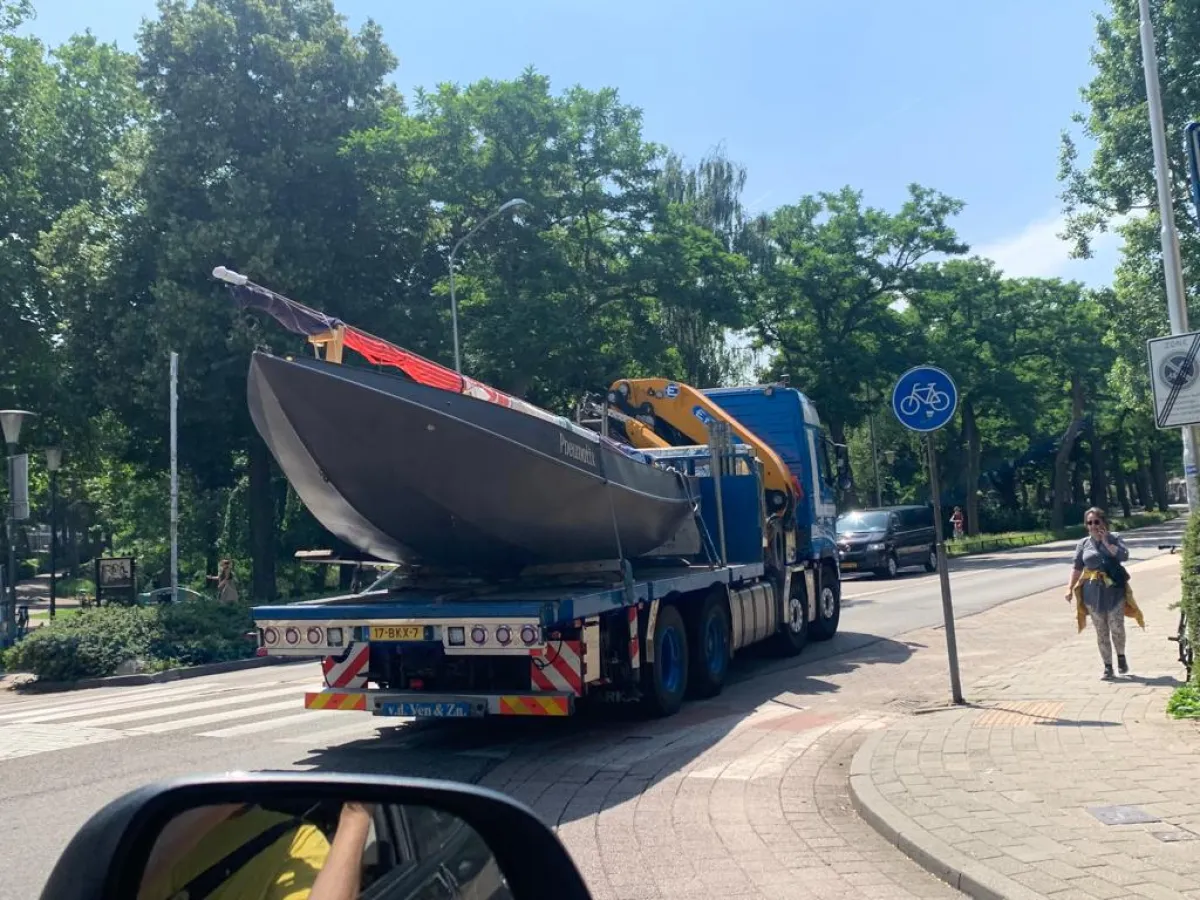 Steel Open zeilboot Lelievlet 725