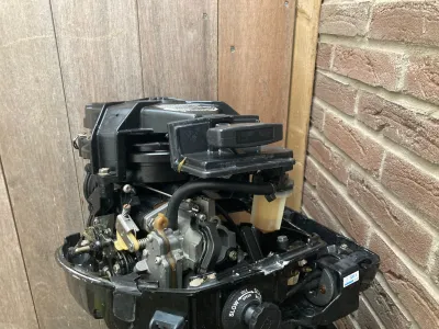  Buitenboordmotor Mariner 8M Foto 3