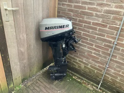  Buitenboordmotor Mariner 8M Foto 1