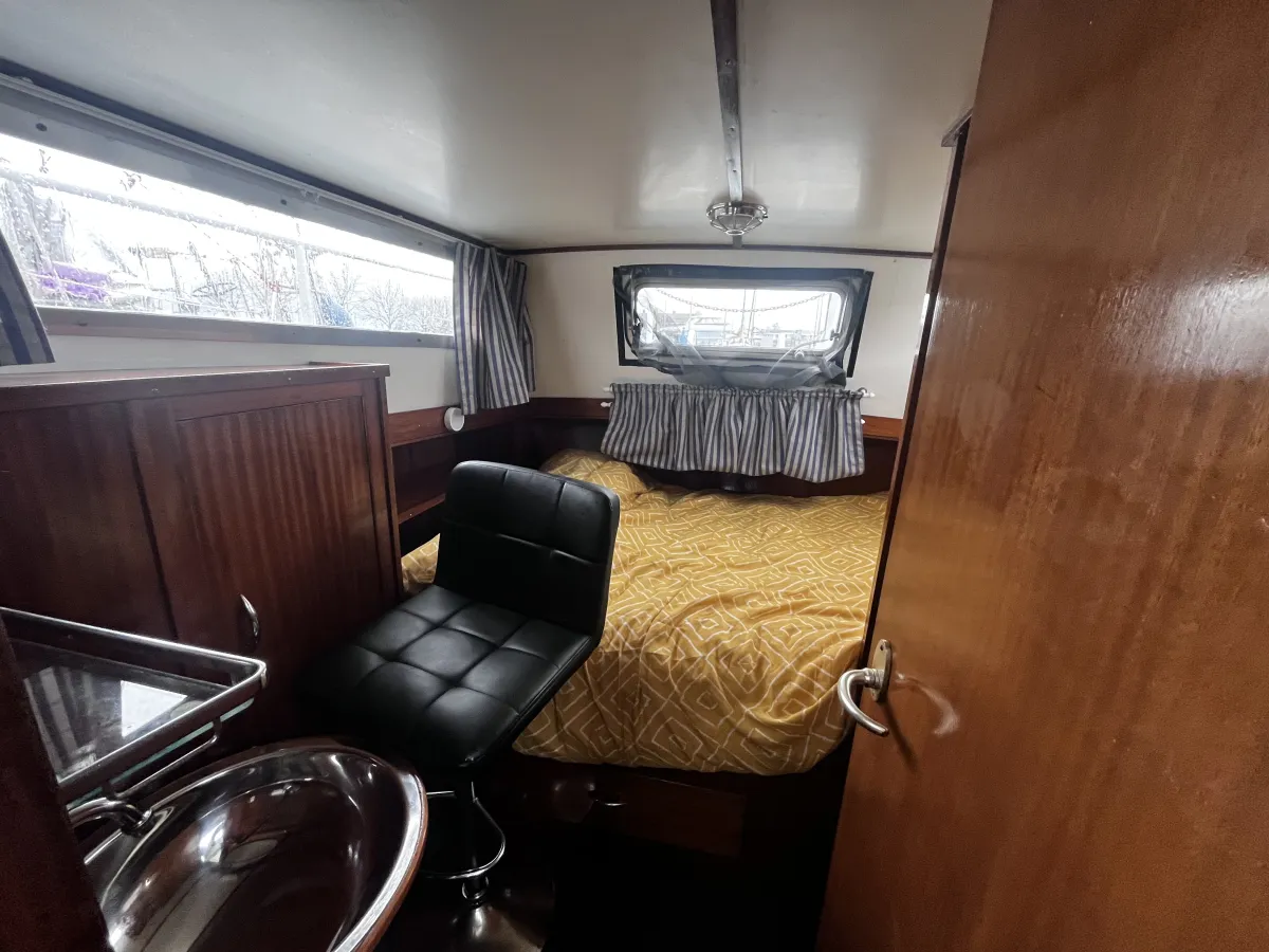 Steel Motorboat Waddenkruiser 900